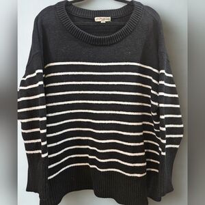 Love Change Italy Black and White Womens Striped Sweater